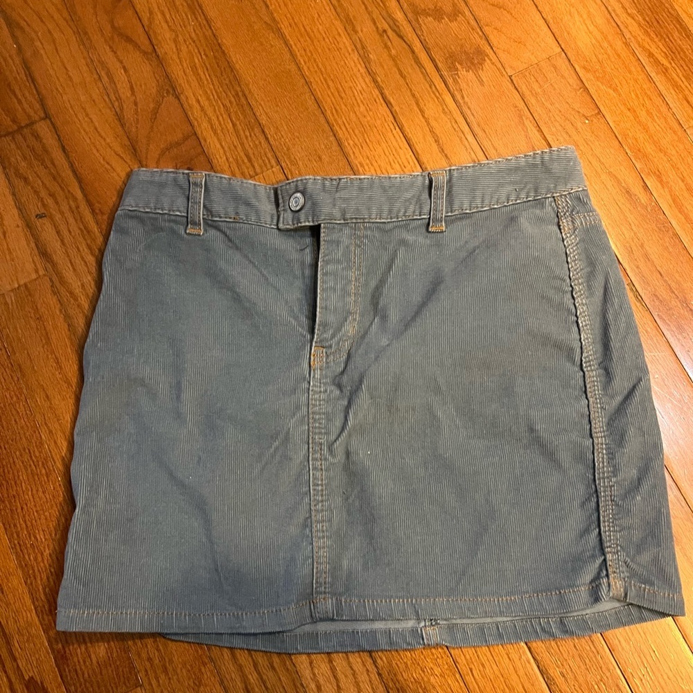 BUNDLE 5 FOR $10 GAP skirt